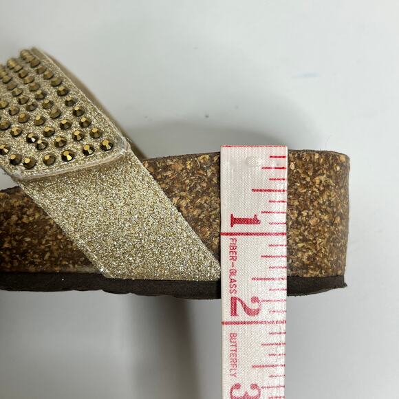 Bio Gold Sandals Gold Glitter Slip On Thong Style Shoe Size 8 - Picture 3 of 9